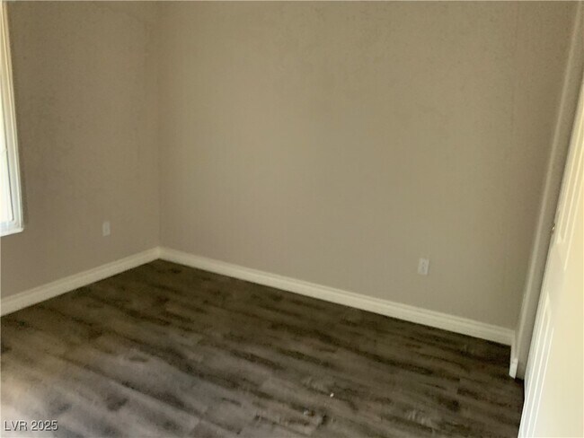 Building Photo - 1510 Ruby Cliffs Ln