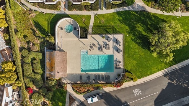 Building Photo - 9 Moon Shadow