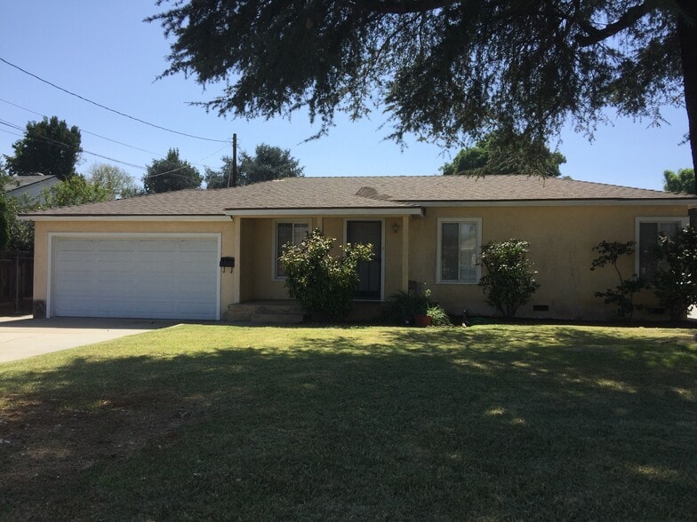 Building Photo - 10540 Daines Dr
