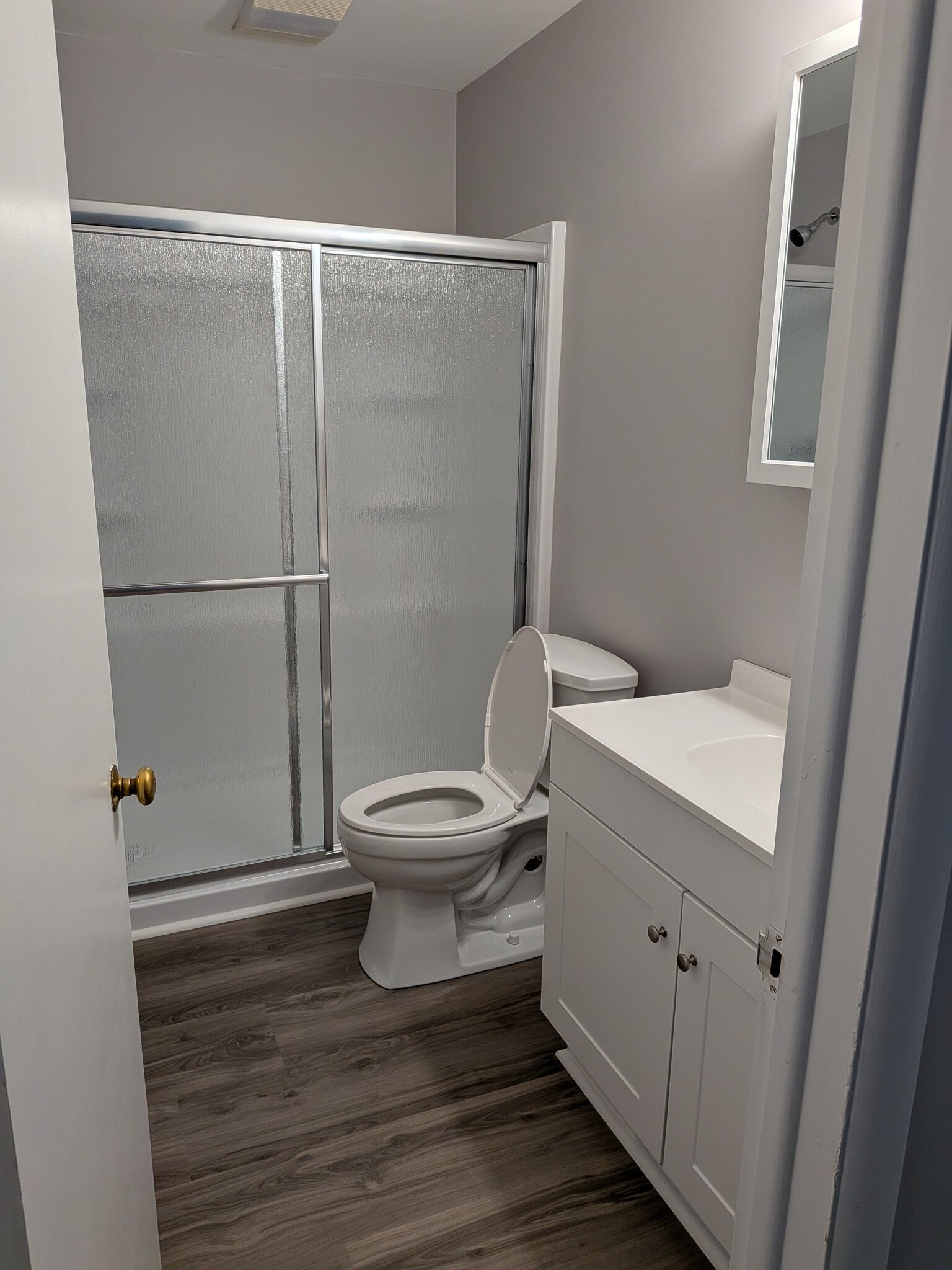 Bathoorm - 2863 Cedar Hill Rd