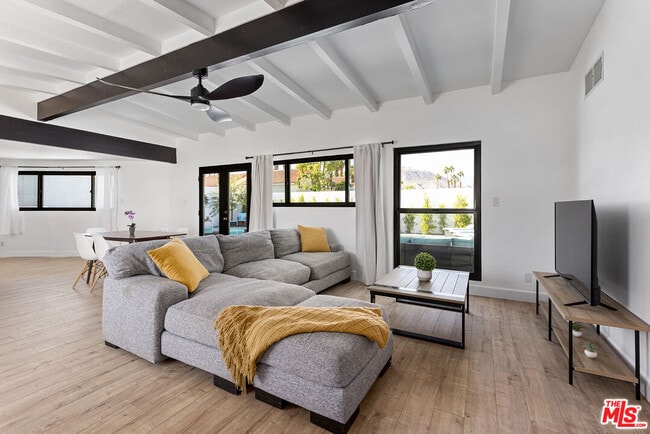 Building Photo - 44251 Russell Ln