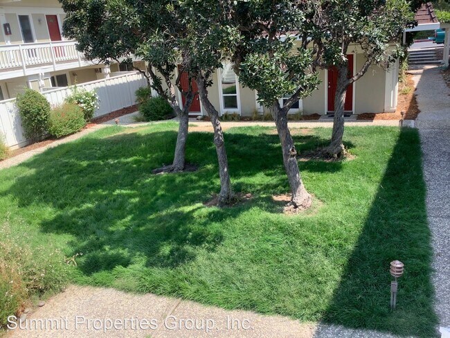 Building Photo - 2 br, 2 bath House - 3433 Norton Way #5