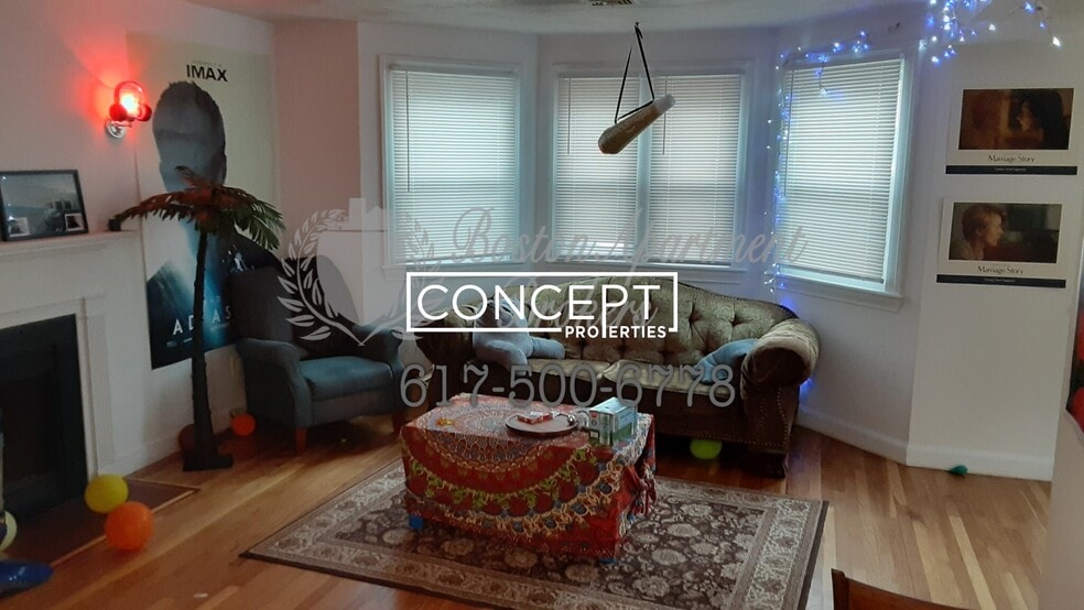 Building Photo - 7 Bynner St