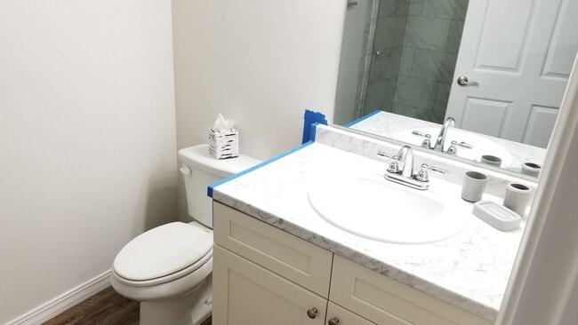 Building Photo - NEW LUXURY ONE BEDROOM APARTMENT FULLY FURNISHED