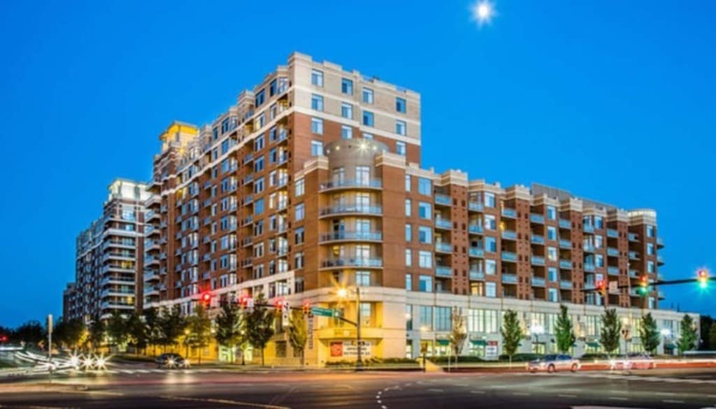 Eclipse at Center Park - 3650 S Glebe Rd