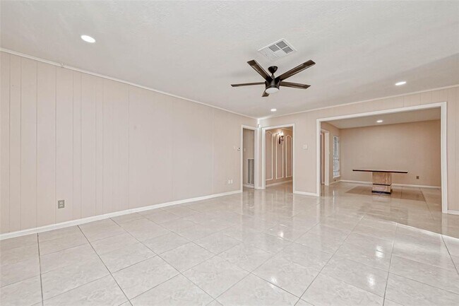 Building Photo - 11503 High Star Dr