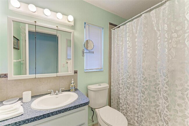 Building Photo - 265 Dorchester Dr
