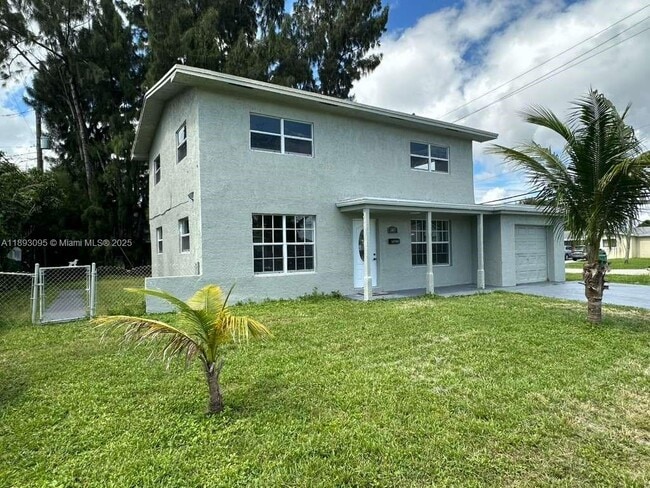 Building Photo - 1189 NW 45th Ave