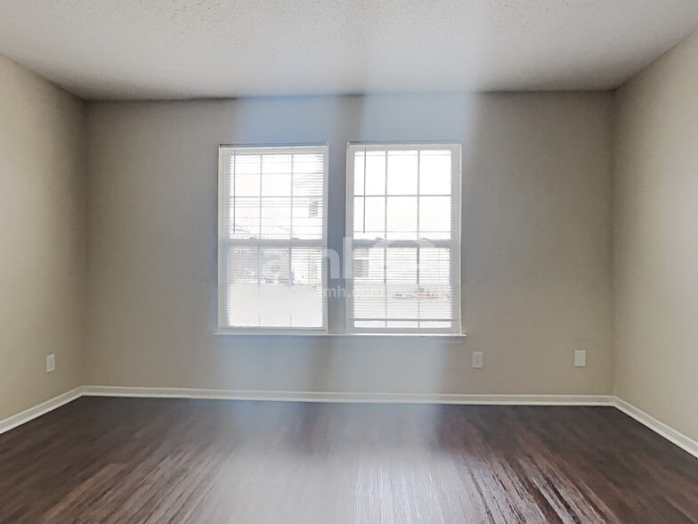 Building Photo - 1268 Weston Dr