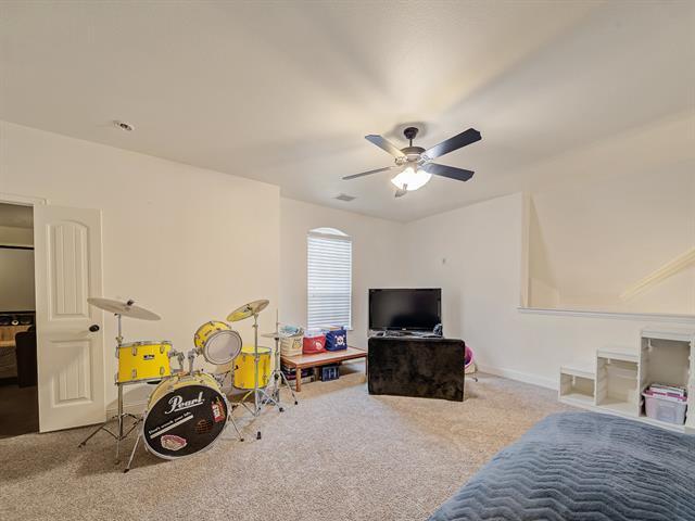 Building Photo - 900 Colby Dr