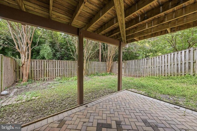 Building Photo - 14126 RED RIVER Dr