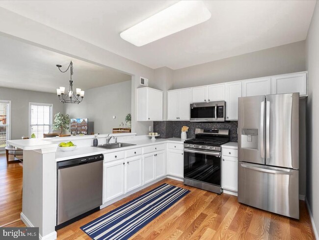 Building Photo - 42033 Bushclover Terrace