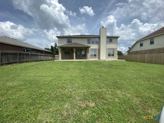 Building Photo - 413 Cattail Cir