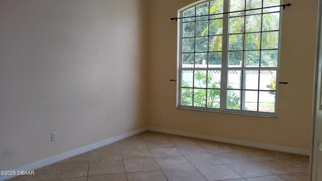 Building Photo - 6517 Shahab Ln