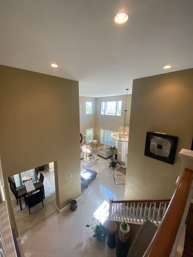 Building Photo - 14660 Meadowsweet Dr