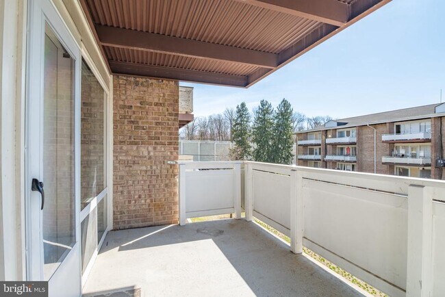 Building Photo - 538 Wilson Bridge Dr