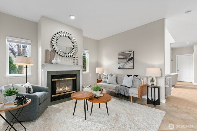 Building Photo - 401 S 51st Ct