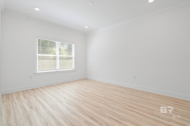 Building Photo - 16114 Laurelbrooke Lp