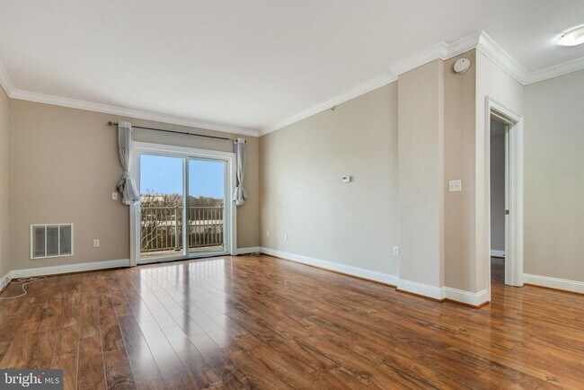 Building Photo - 6301 Edsall Rd