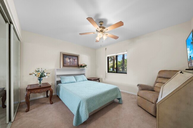 Building Photo - 601 Seafarer Cir