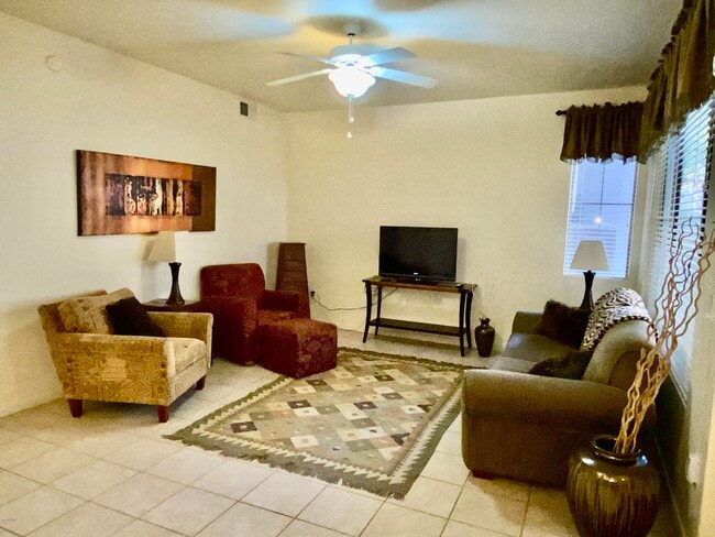 Building Photo - 11680 E Sahuaro Dr
