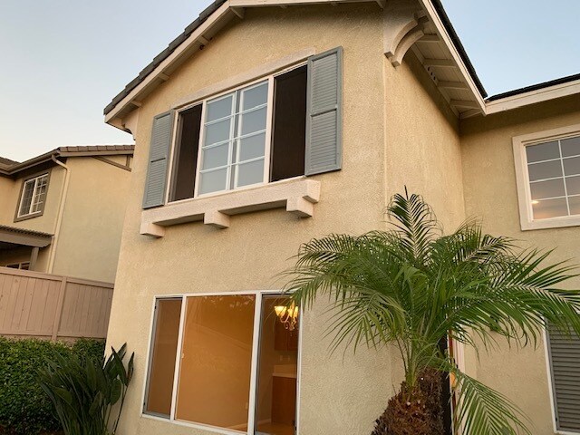 Building Photo - 1615 Carriage Cir