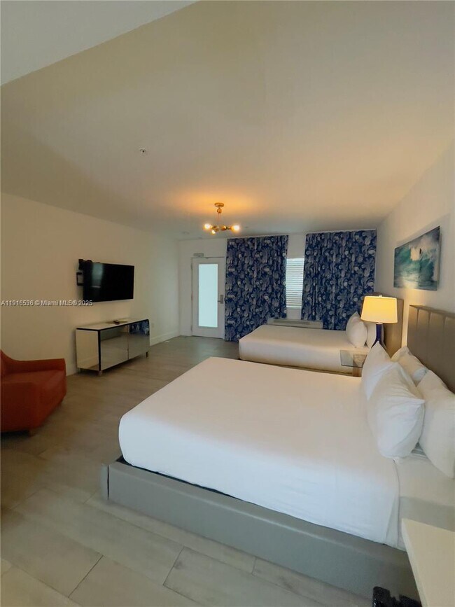 Building Photo - 8320 Harding Ave