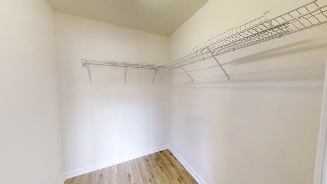 Building Photo - Townhome | Hard Surface Floors Through-Out...