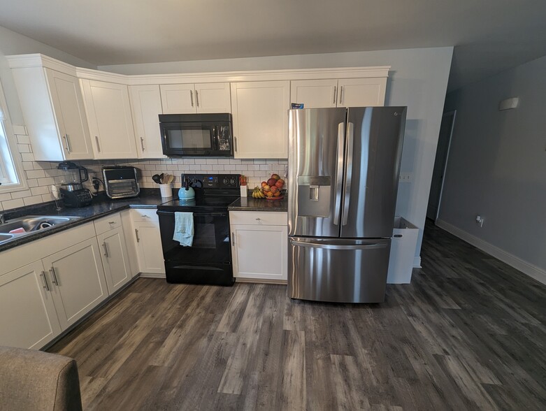 Building Photo - 1224 Frazier Dr