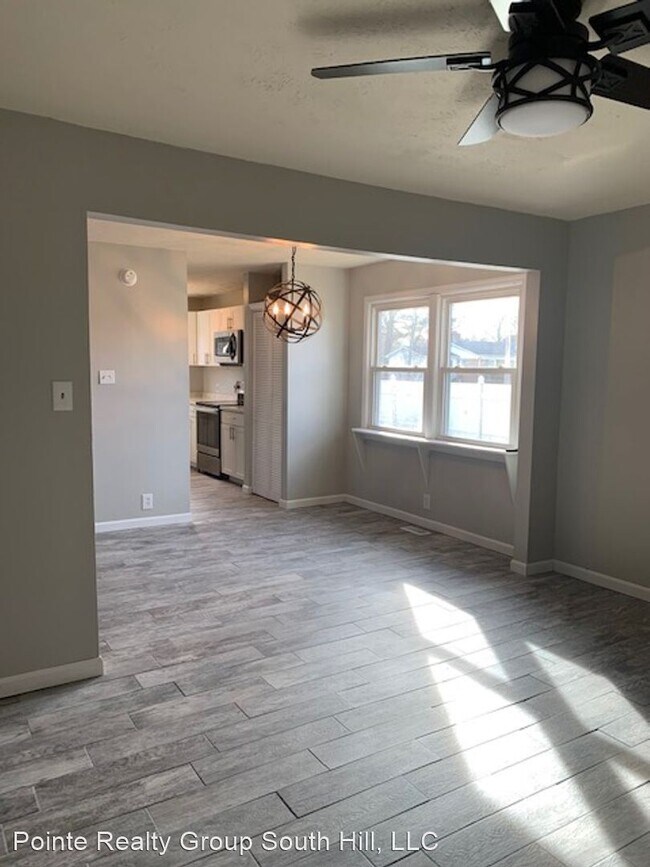 Building Photo - 3 br, 1.5 bath House - 13147 Lee Avenue