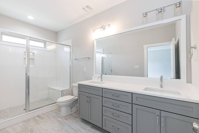 Building Photo - Now Leasing: Brand New Townhome in Rolesvi...
