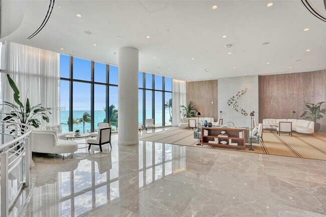 Building Photo - 15701 Collins Ave