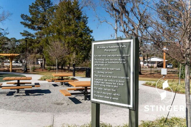 Building Photo - 900 Brotherhood Rd