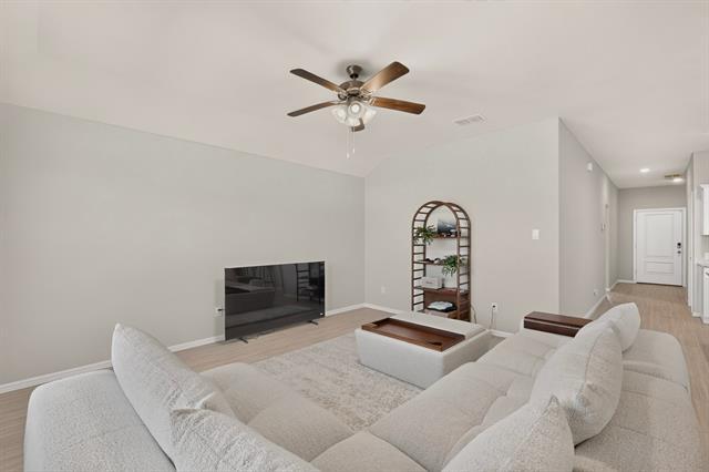 Building Photo - 332 Pecos Dr
