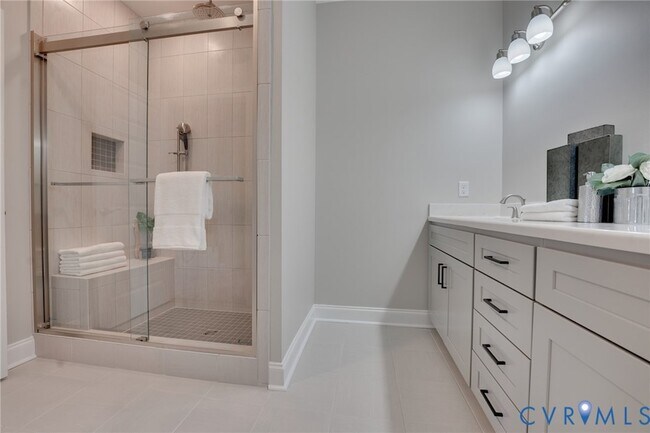 Building Photo - 15305 Princess Lauren Ln