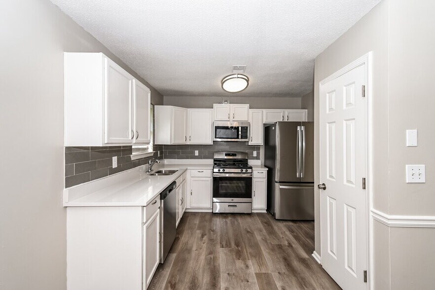 Building Photo - 3627 Lower Creek Dr