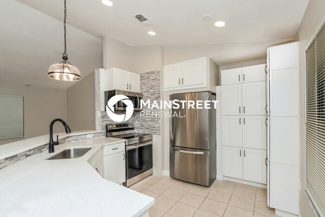 Building Photo - 3 Bedroom Pet-Friendly Home in Palm Bay, F...