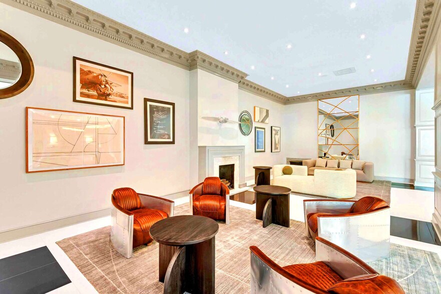 Building Photo - 320 23rd St S