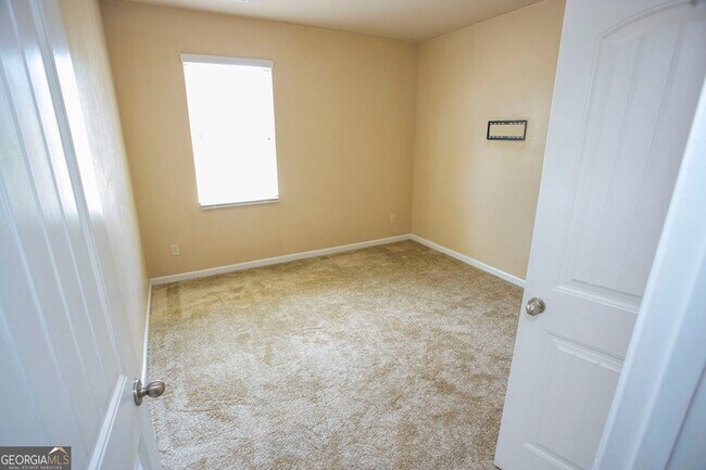 Building Photo - 141 Westin Way