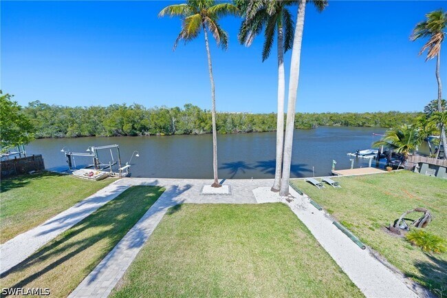 Building Photo - 1836 Harbor Ln