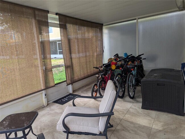 Building Photo - 10740 Keys Gate Dr