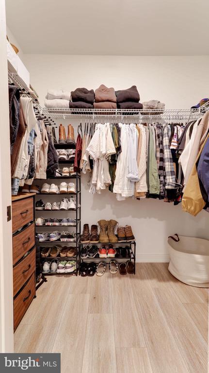 Building Photo - 1206 N Orianna St