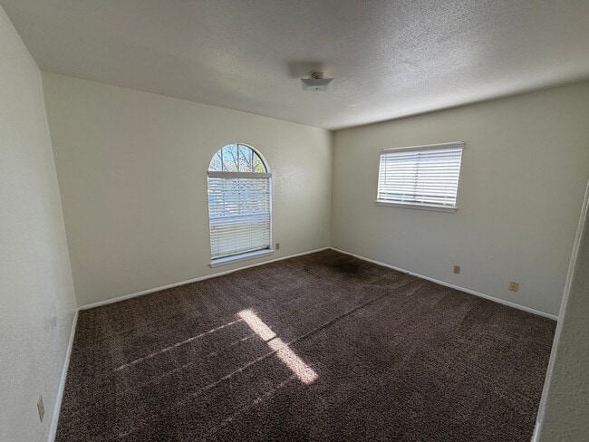 Building Photo - NICE 3 BEDROOM HOME WITH 2 FULL BATHS IN NORTH EAST IND. SCHOOL DISTRICT FEATURING VINYL PLANK "W...