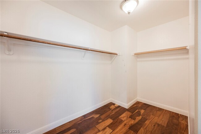 Building Photo - 7628 Spruce Run Ct