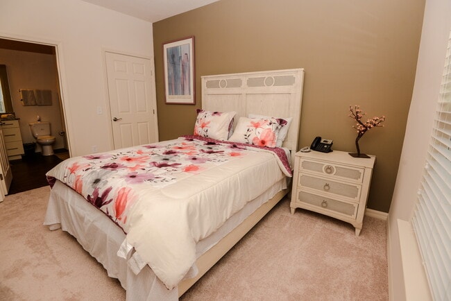 Building Photo - 3241 Wish Ave