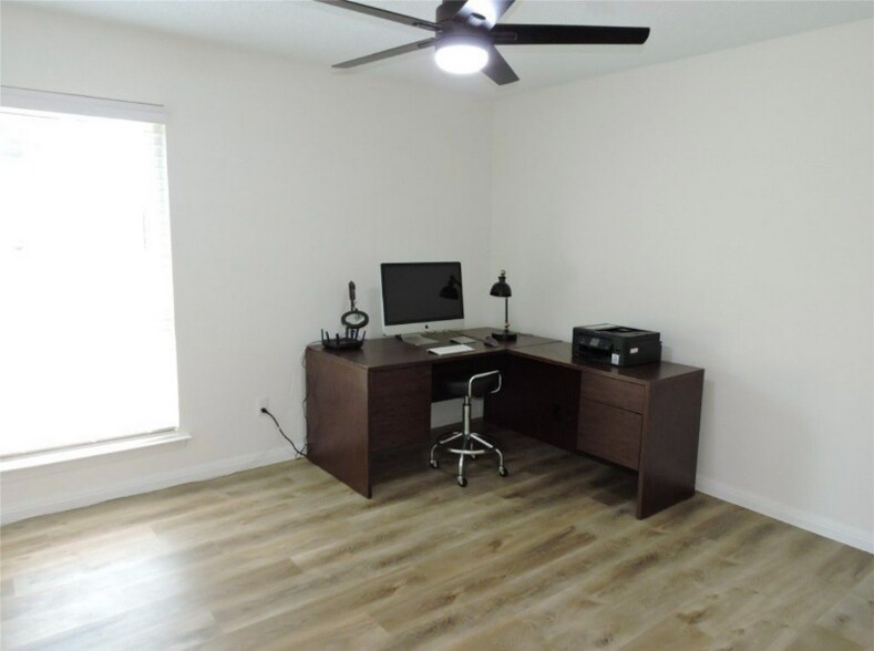 Building Photo - 3359 Lanarc Dr