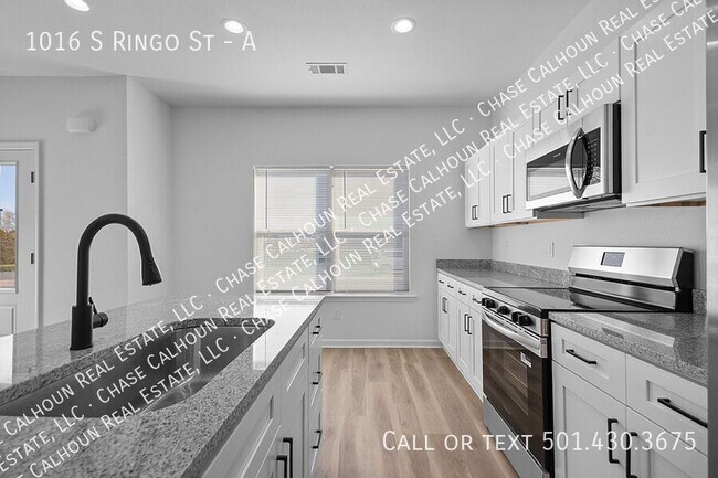 Building Photo - 1016 S Ringo St