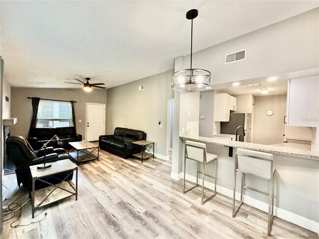 Building Photo - 3958 Dream Oak Pl