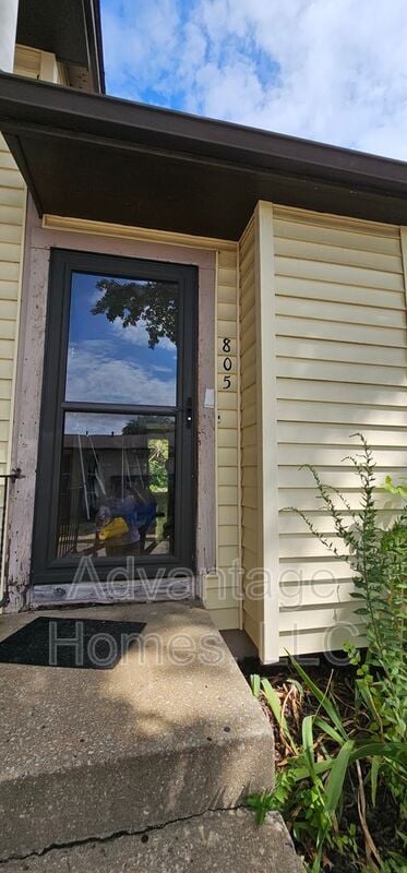 Primary Photo - 805 N 70th St