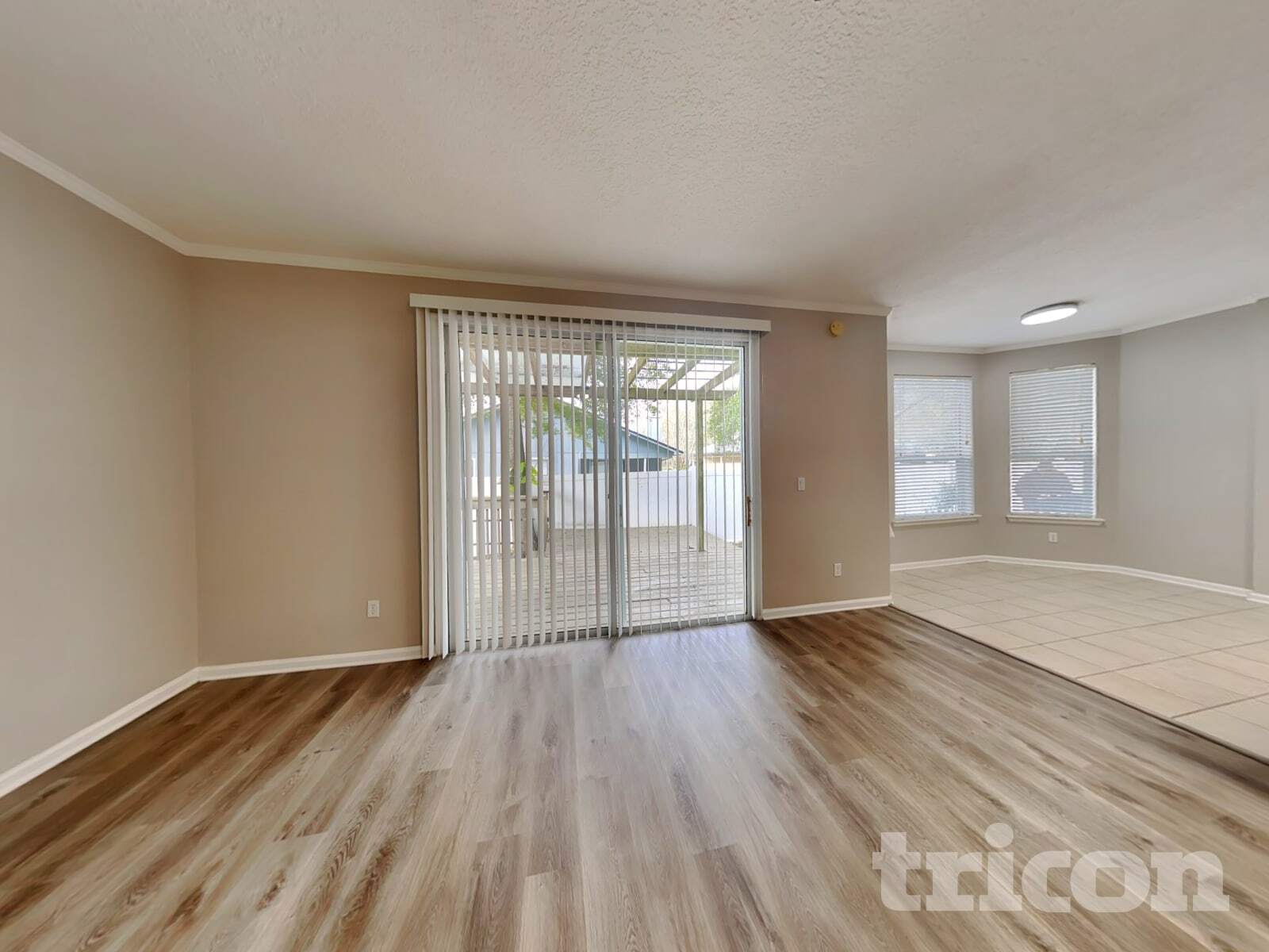 Building Photo - 10818 Birchard Ln